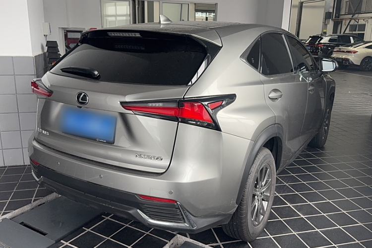 Used Lexus NX 2020 200 Front-Wheel Drive Vmotion Edition China VI Standard Exterior 5
