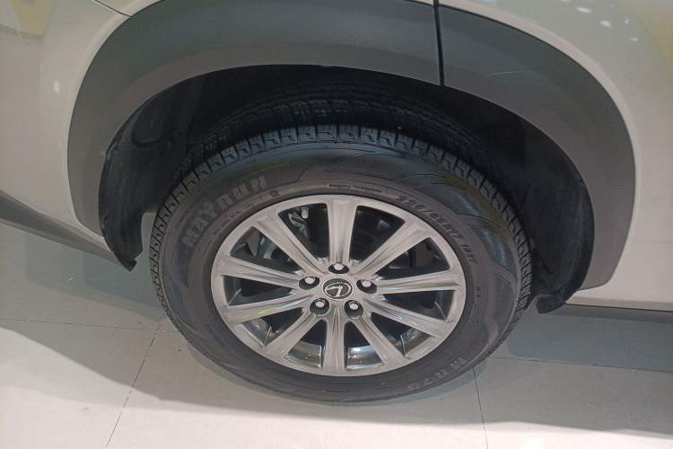 Used Lexus NX 2020 200 Front-Wheel Drive Freeline Edition China VI Standard Exterior 5