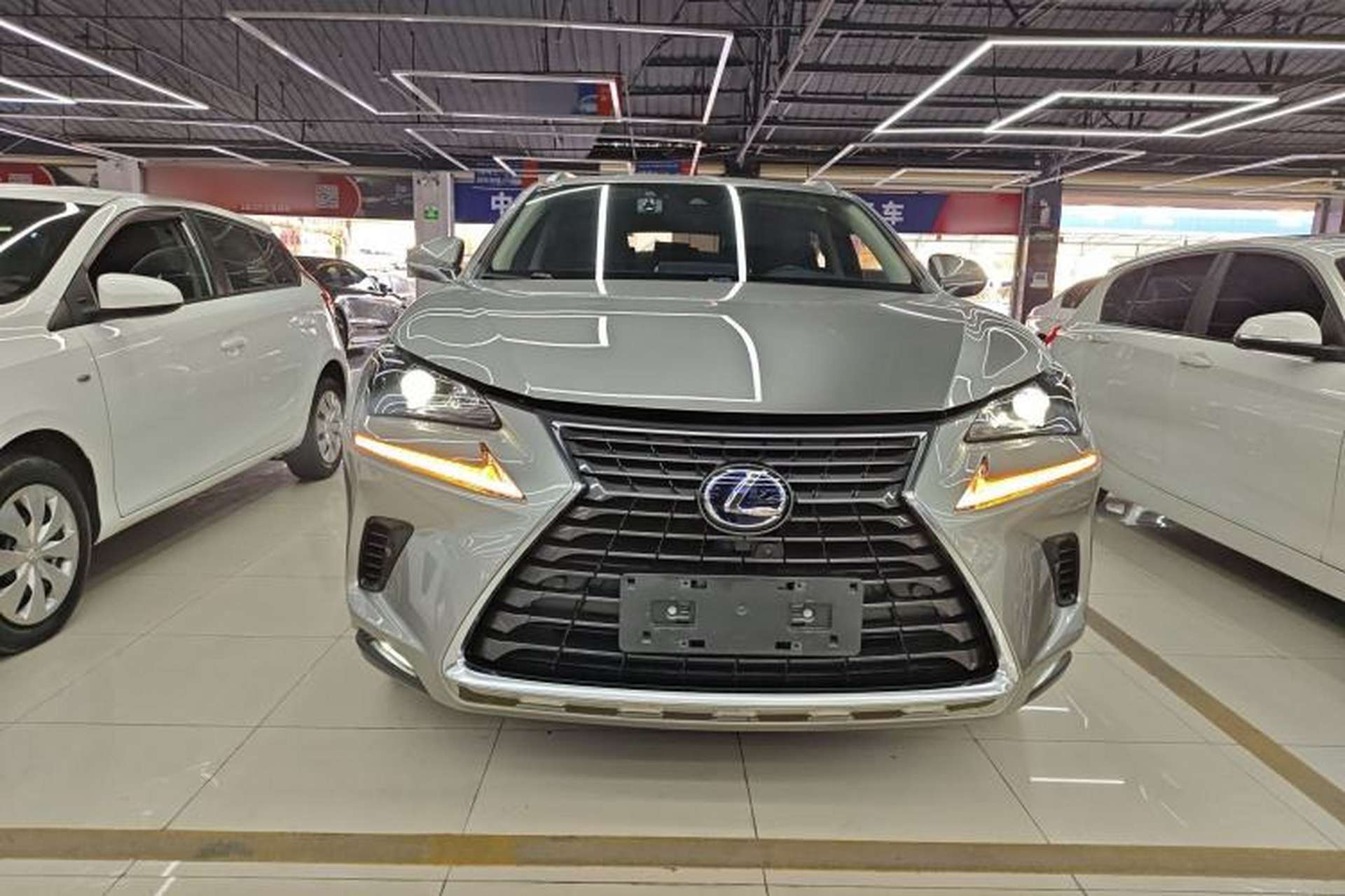 Used Lexus NX 2020 300h Front-Drive FENGSHANG Version China VI Standard Front