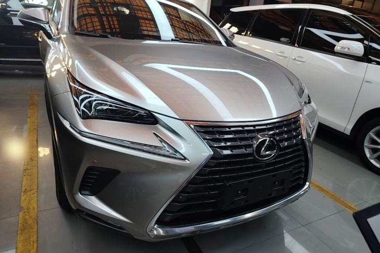 Used Lexus NX 2020 200 Front-Wheel Drive Vmotion Edition China VI Standard Front