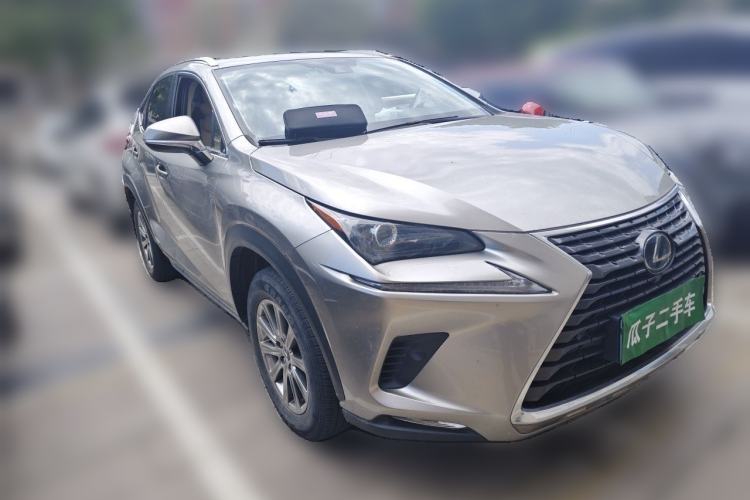 Used Lexus NX 2020 300h Front-Drive FENGSHANG Version China VI Standard Front Right 45 Deg