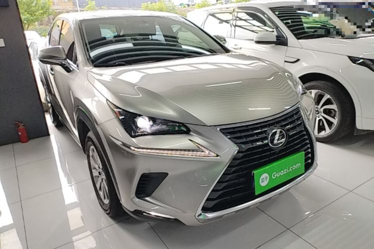 Used Lexus NX 2020 200 Front-Wheel Drive Vmotion Edition China VI Standard Front Right 45 Deg