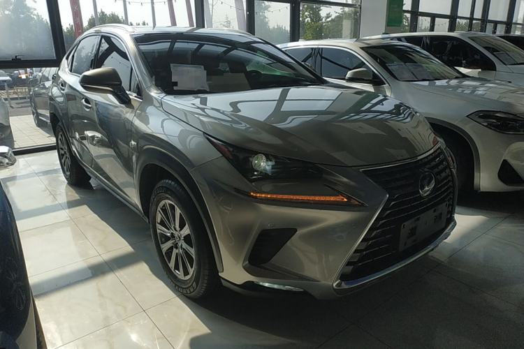 Used Lexus NX 2020 200 All-Wheel Drive Fēngshàng Version China VI Standard Front Right 45 Deg