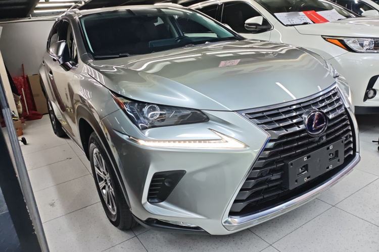 Used Lexus NX 2020 300h Front-Drive FENGSHANG Version China VI Standard Front Right 45 Deg