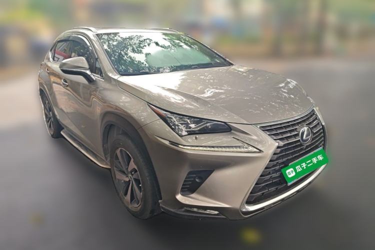 Used Lexus NX 2020 300h Front-Drive Fēngyuè Version China VI Standard Front Right 45 Deg