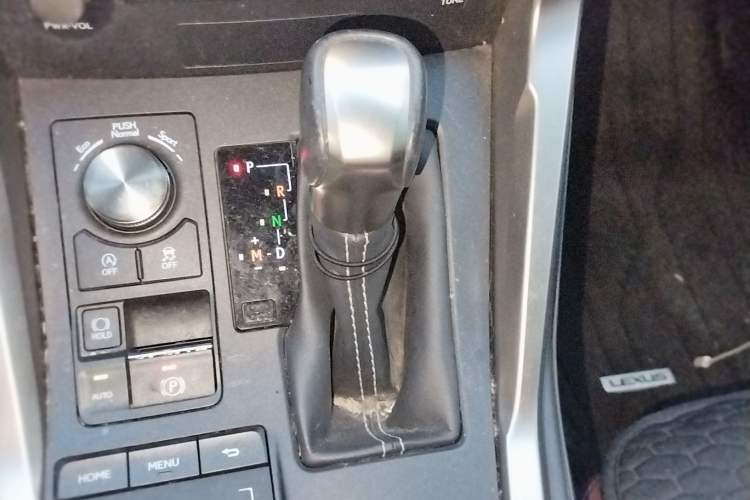 Used Lexus NX 2020 200 Front-Wheel Drive Freeline Edition China V Standard Gear Lever