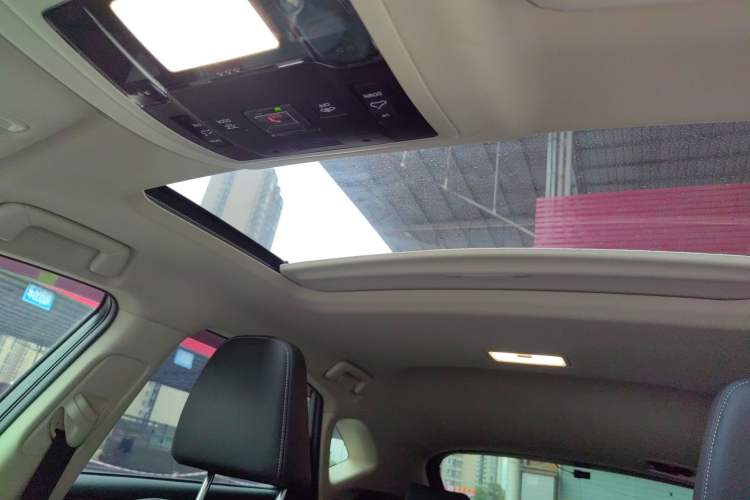 Used Lexus NX 2020 300h Front-Drive FENGSHANG Version China VI Standard Headliner
