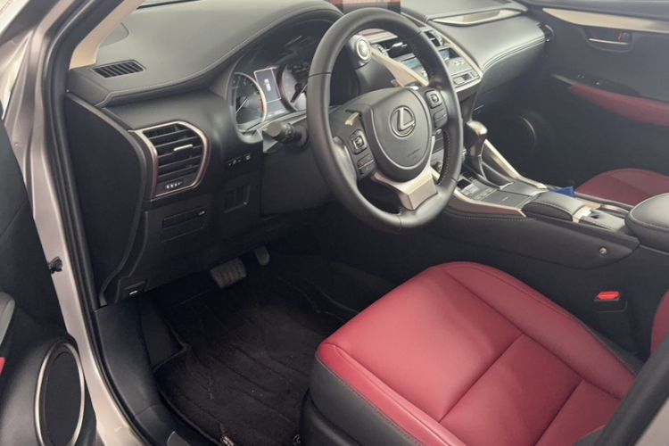 Used Lexus NX 2020 200 Front-Wheel Drive Vmotion Edition China VI Standard Interior 2