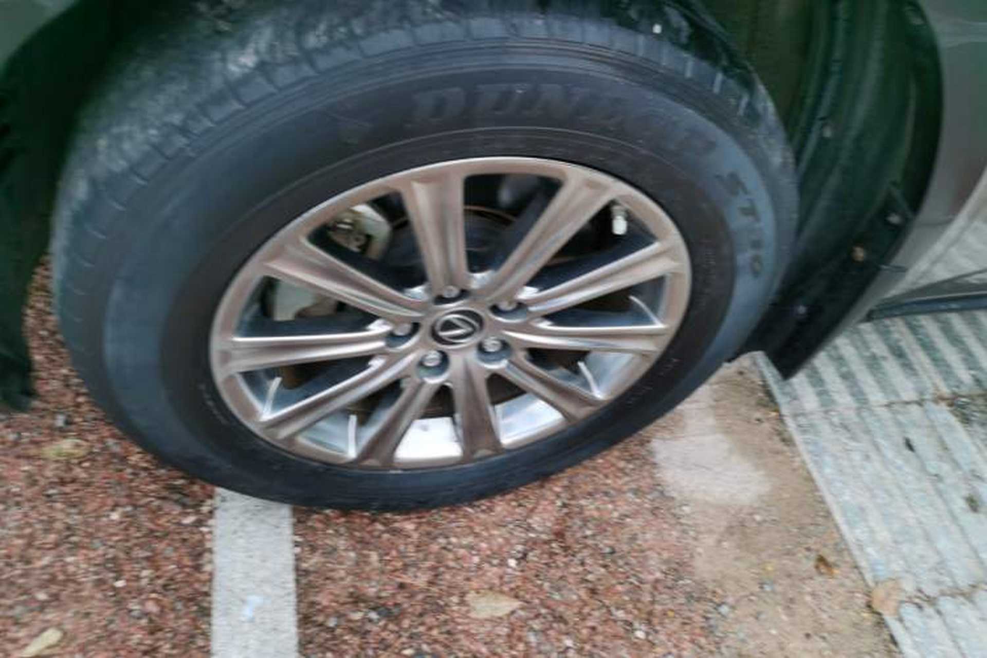 Used Lexus NX 2020 300h Front-Drive FENGSHANG Version China VI Standard Left Front Wheel Hub