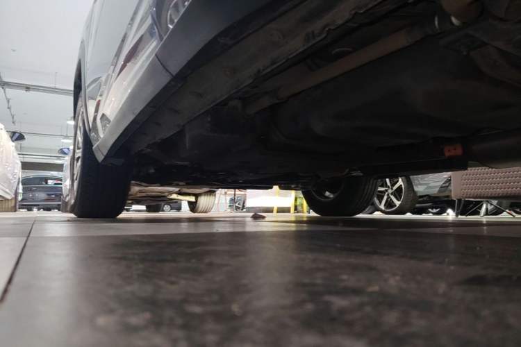 Used Lexus NX 2020 200 Front-Wheel Drive Freeline Edition China VI Standard Left Side Sill