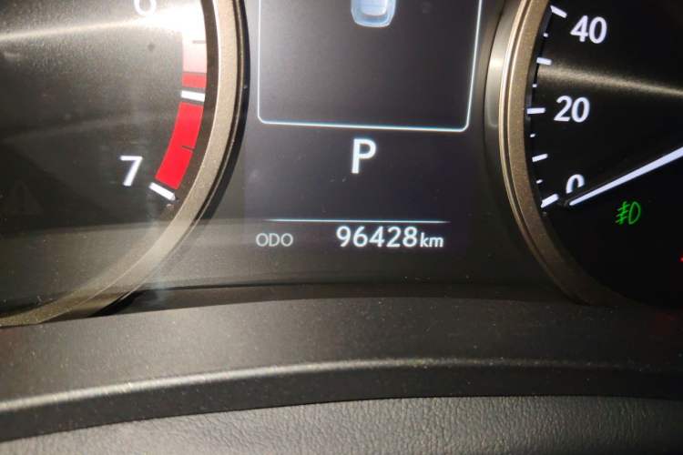 Used Lexus NX 2020 200 All-Wheel Drive Fēngshàng Version China VI Standard Odometer Close Up