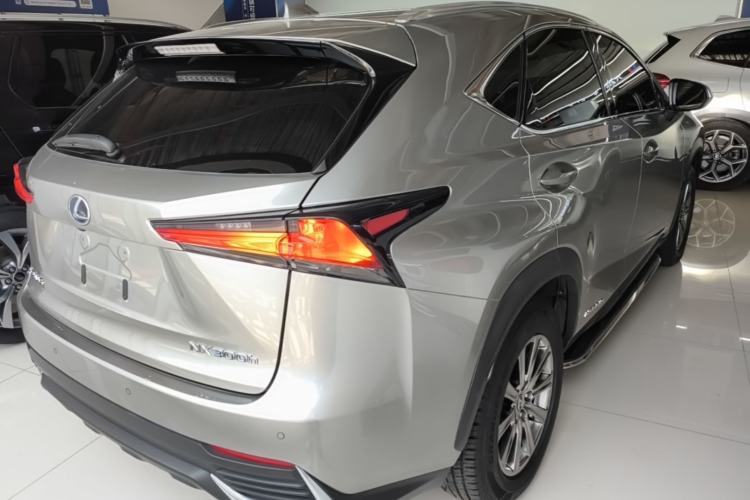 Used Lexus NX 2020 300h Front-Drive FENGSHANG Version China VI Standard Rear Right 45 Deg