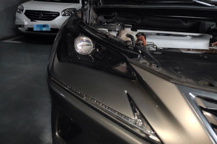 Used Lexus NX 2020 300h Front-Drive FENGSHANG Version China VI Standard Right Front Headlight