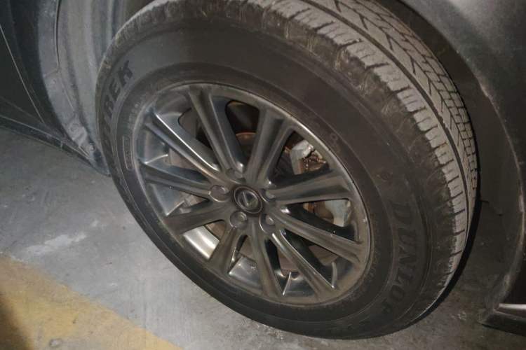 Used Lexus NX 2020 200 All-Wheel Drive Fēngshàng Version China VI Standard Right Front Wheel Hub