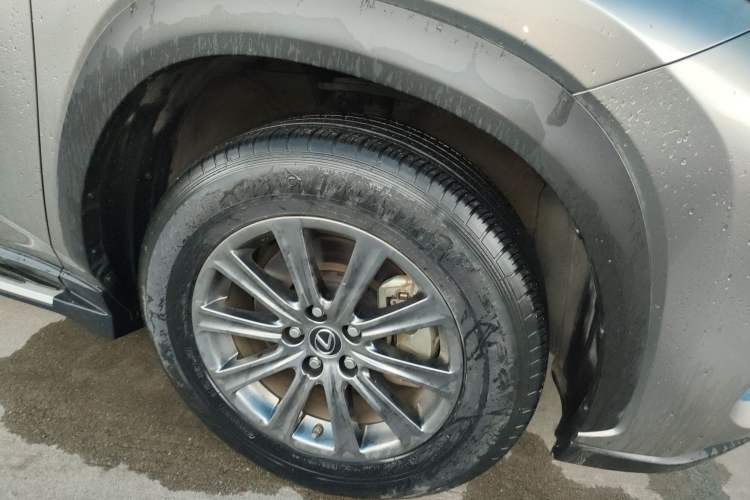 Used Lexus NX 2020 200 All-Wheel Drive Fēngshàng Version China VI Standard Right Front Wheel Hub