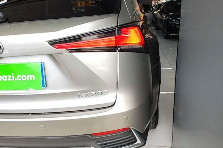 Used Lexus NX 2020 200 Front-Wheel Drive Vmotion Edition China VI Standard Right Rear Taillight