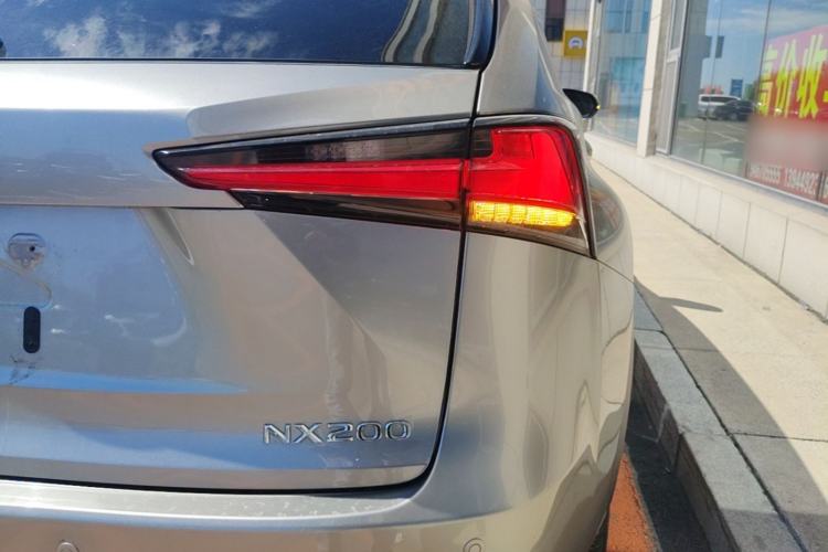 Used Lexus NX 2020 200 All-Wheel Drive Fēngshàng Version China VI Standard Right Rear Taillight