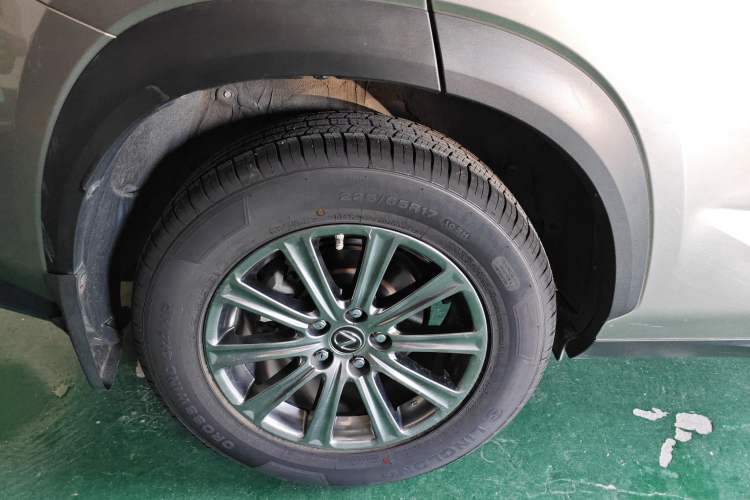 Used Lexus NX 2020 200 Front-Wheel Drive Freeline Edition China VI Standard Right Rear Wheel Hub