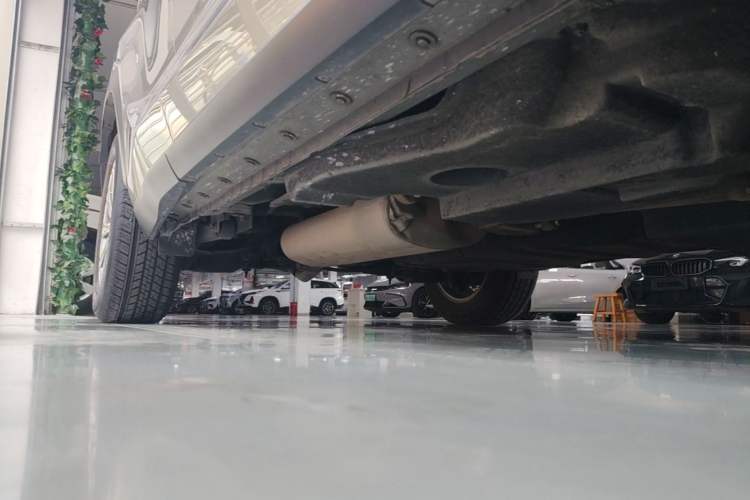 Used Lexus NX 2020 200 All-Wheel Drive Fēngshàng Version China VI Standard Right Side Sill