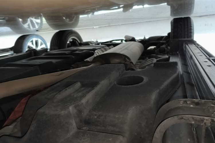 Used Lexus NX 2020 300h Front-Drive FENGSHANG Version China VI Standard Right Side Sill