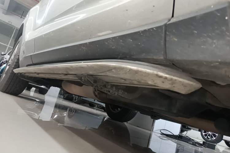 Used Lexus NX 2020 300h Front-Drive FENGSHANG Version China VI Standard Right Side Sill