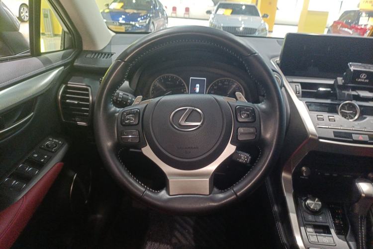 Used Lexus NX 2020 200 Front-Wheel Drive Freeline Edition China VI Standard Steering Wheel