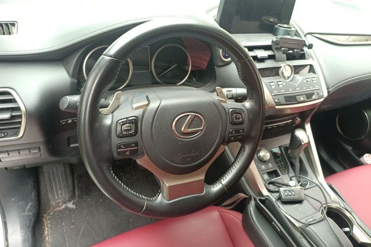 Used Lexus NX 2020 300h All-Wheel Drive FENGZHI Version China VI Standard Steering Wheel