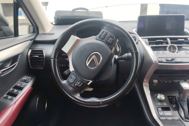 Used Lexus NX 2020 300h Front-Drive FENGSHANG Version China V Standard Steering Wheel