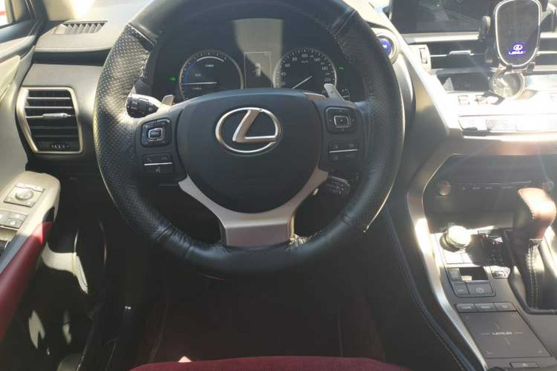 Used Lexus NX 2020 300h Front-Drive FENGSHANG Version China VI Standard Steering Wheel