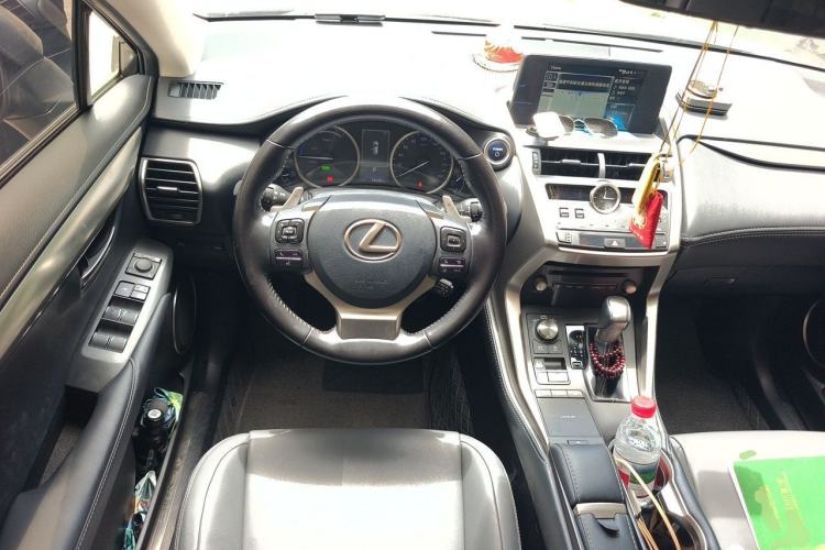 Used Lexus NX 2020 300h Front-Drive FENGSHANG Version China VI Standard Steering Wheel