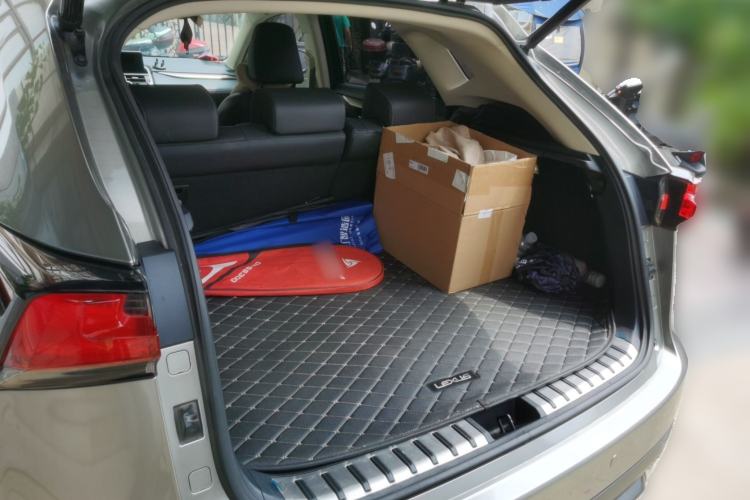 Used Lexus NX 2020 200 Front-Wheel Drive Freeline Edition China VI Standard Trunk