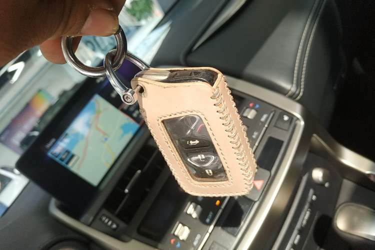 Used Lexus NX 2020 200 All-Wheel Drive Fēngshàng Version China VI Standard Vehicle Key