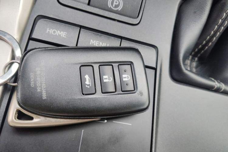 Used Lexus NX 2020 300h Front-Drive FENGSHANG Version China V Standard Vehicle Key