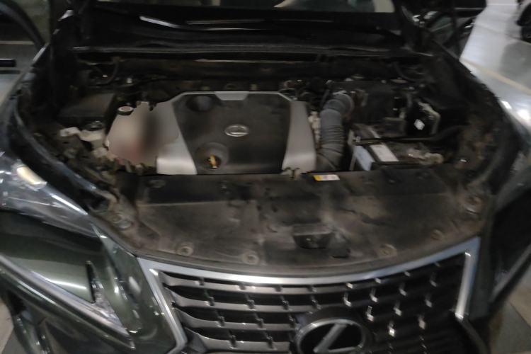 Used Lexus NX 2020 200 Front-Wheel Drive Vmotion Edition China VI Standard Engine Bay