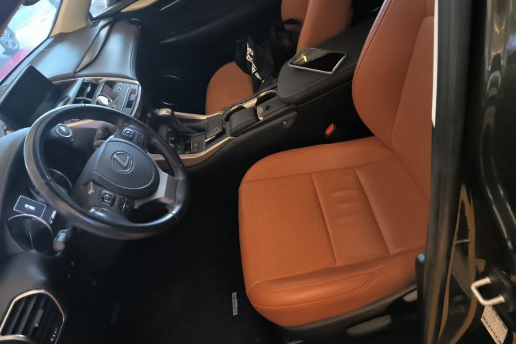 Used Lexus NX 2020 200 Front-Wheel Drive Freeline Edition China VI Standard Left Front Seat