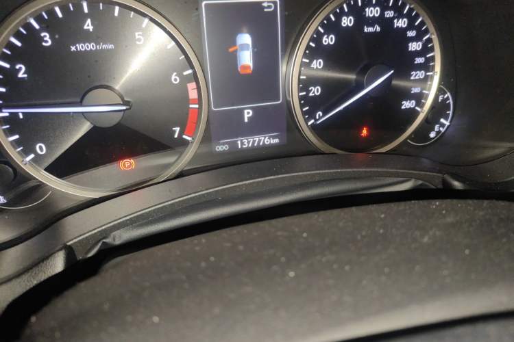 Used Lexus NX 2020 200 Front-Wheel Drive Vmotion Edition China VI Standard Odometer Close Up