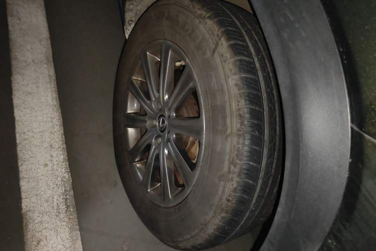 Used Lexus NX 2020 200 Front-Wheel Drive Vmotion Edition China VI Standard Right Front Wheel Hub