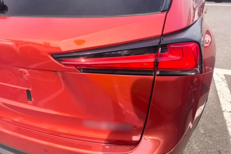 Used Lexus NX 2020 300h Front-Drive FENGSHANG Version China VI Standard Right Rear Taillight