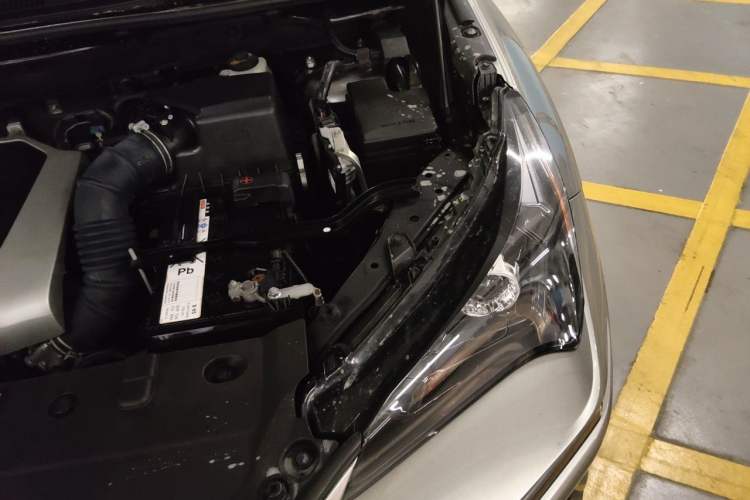 Used Lexus NX 2020 200 Front-Wheel Drive Freeline Edition China VI Standard Engine Bay Left