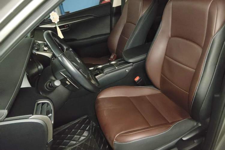 Used Lexus NX 2020 200 Front-Wheel Drive Freeline Edition China VI Standard Left Front Seat