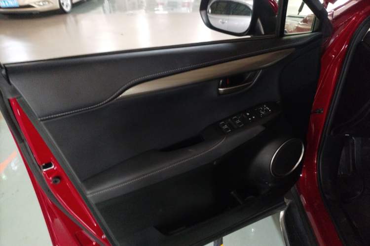 Used Lexus NX 2020 200 All-Wheel Drive Fēngshàng Version China VI Standard Left Front Door Interior