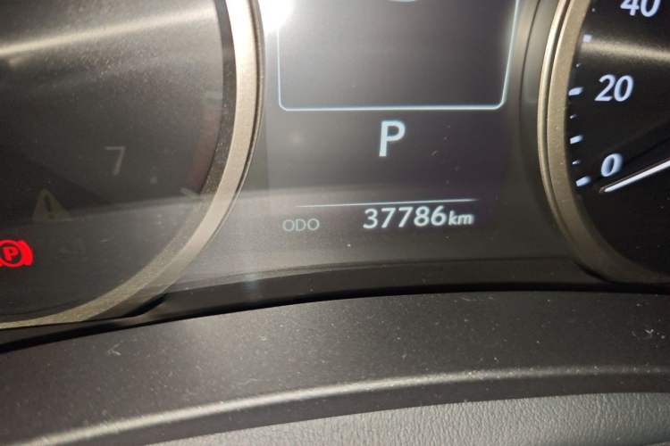 Used Lexus NX 2020 300h Front-Drive FENGSHANG Version China VI Standard Odometer Close Up