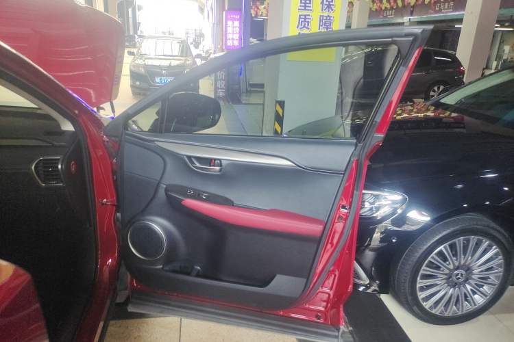 Used Lexus NX 2020 200 All-Wheel Drive Fēngshàng Version China VI Standard Right Front Door Interior