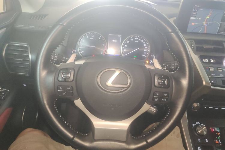 Used Lexus NX 2020 200 All-Wheel Drive Fēngshàng Version China VI Standard Steering Wheel