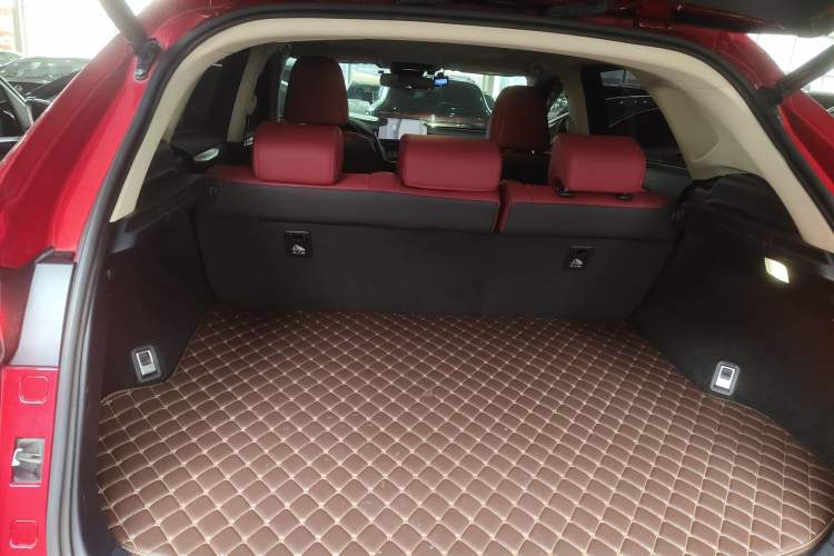 Used Lexus NX 2020 300h Front-Drive FENGSHANG Version China VI Standard Trunk