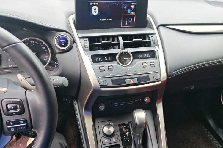 Used Lexus NX 2020 300h Front-Drive FENGSHANG Version China VI Standard Audio And AC Panel