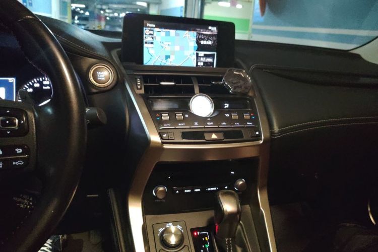 Used Lexus NX 2020 200 All-Wheel Drive Fēngshàng Version China VI Standard Audio And AC Panel