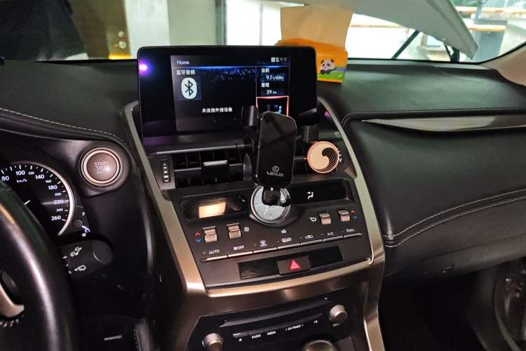 Used Lexus NX 2020 200 Front-Wheel Drive Freeline Edition China V Standard Audio And AC Panel