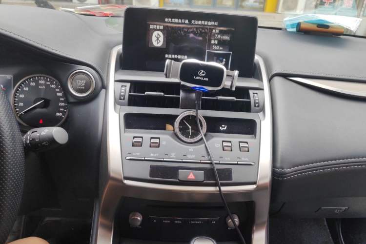 Used Lexus NX 2020 200 Front-Wheel Drive Freeline Edition China VI Standard Audio And AC Panel