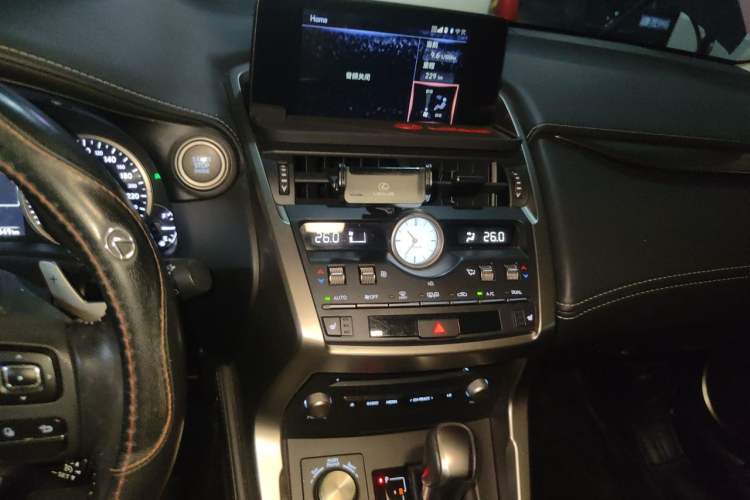 Used Lexus NX 2020 300 Front-Wheel-Drive Frenza Edition China V Standard Audio And AC Panel